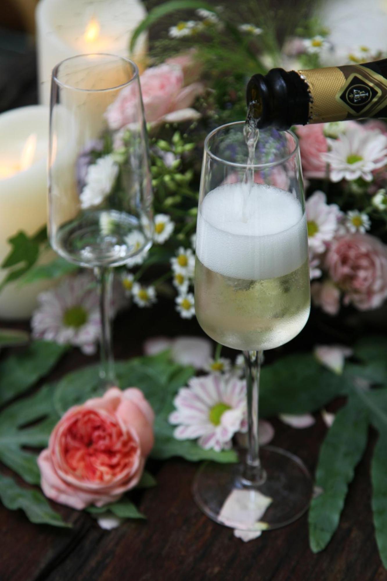 Shenzhen No'6 Garden Villa --French Window With Garden View,Close To Sea World &Shekou Ferry Port &K11 Ecoast &Subway Nearby ,Offer Western Food And Coffee &English Speaking With Tour Services Экстерьер фото