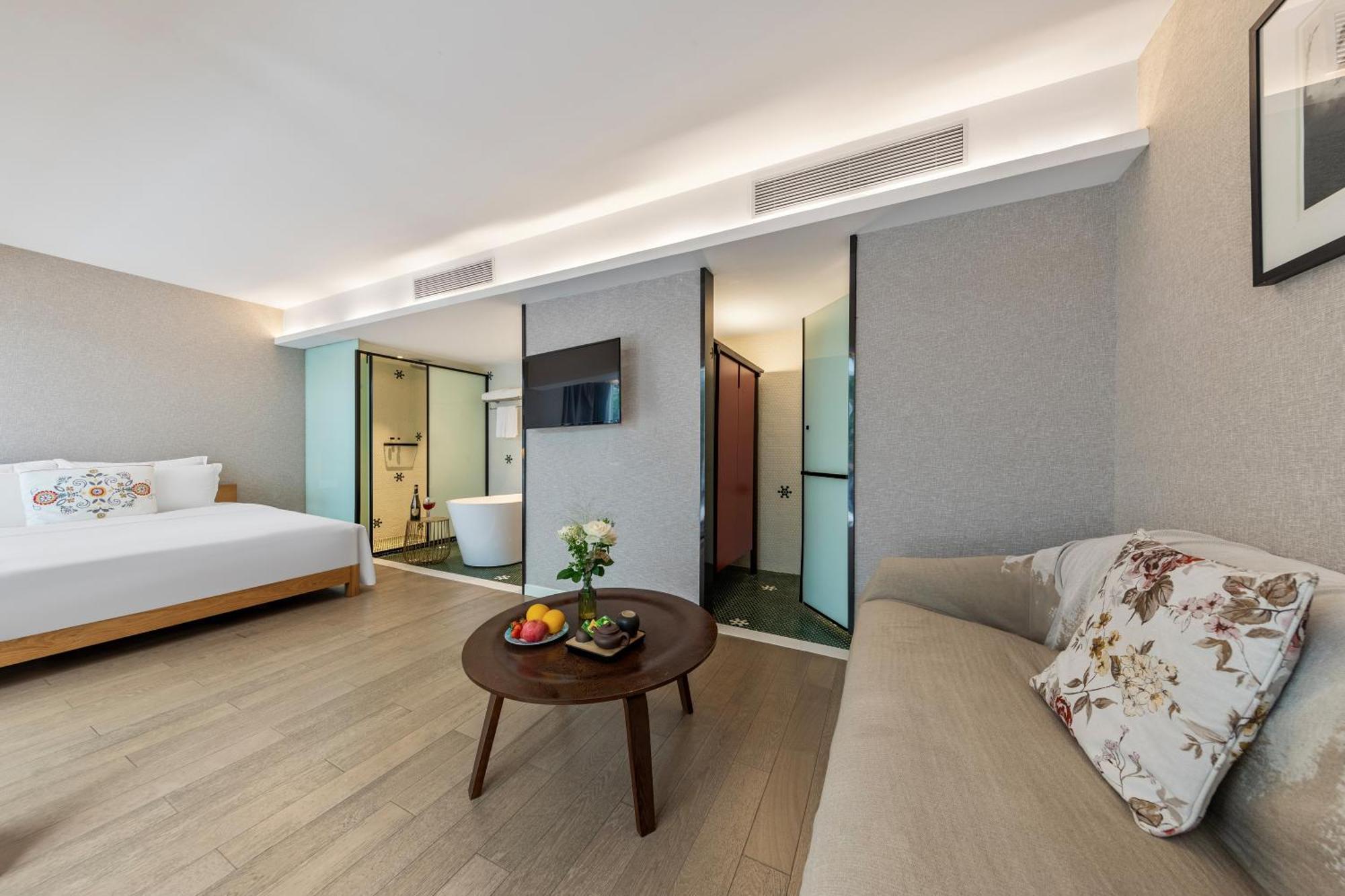 Shenzhen No'6 Garden Villa --French Window With Garden View,Close To Sea World &Shekou Ferry Port &K11 Ecoast &Subway Nearby ,Offer Western Food And Coffee &English Speaking With Tour Services Экстерьер фото