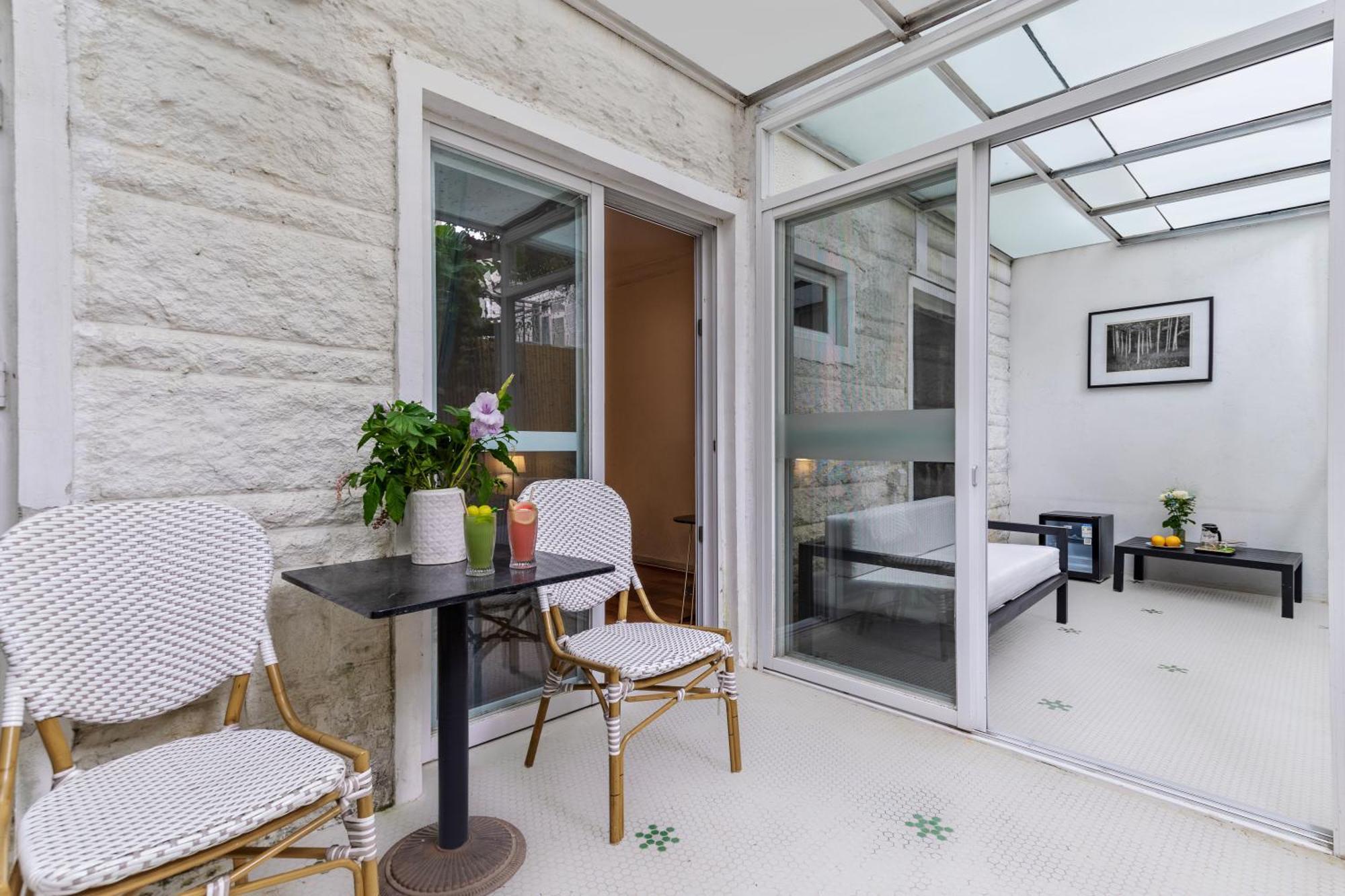 Shenzhen No'6 Garden Villa --French Window With Garden View,Close To Sea World &Shekou Ferry Port &K11 Ecoast &Subway Nearby ,Offer Western Food And Coffee &English Speaking With Tour Services Экстерьер фото