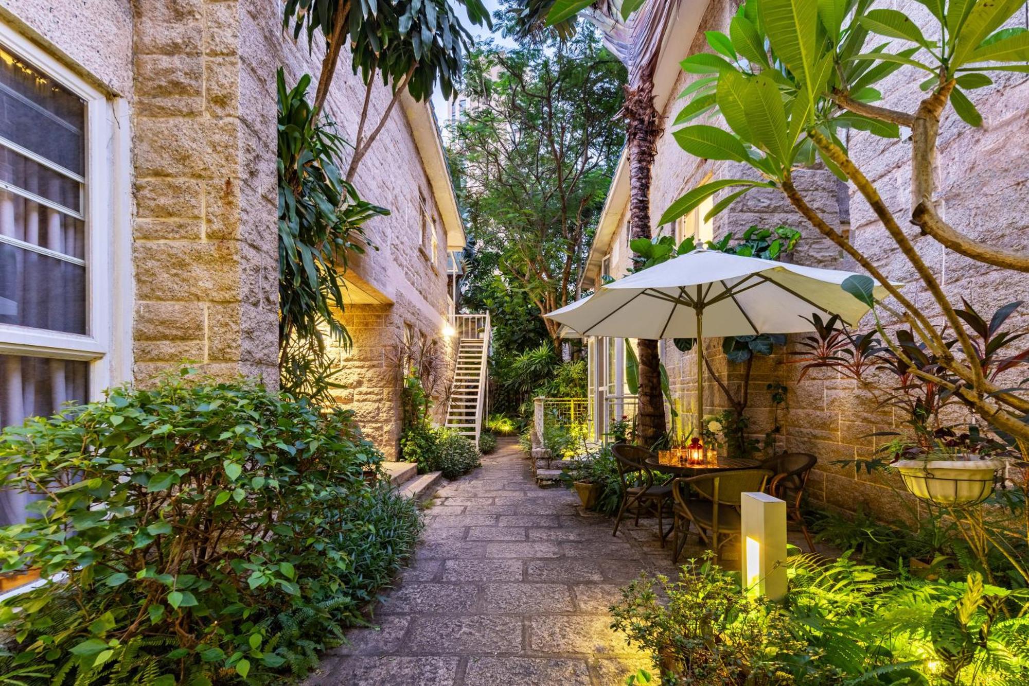 Shenzhen No'6 Garden Villa --French Window With Garden View,Close To Sea World &Shekou Ferry Port &K11 Ecoast &Subway Nearby ,Offer Western Food And Coffee &English Speaking With Tour Services Экстерьер фото