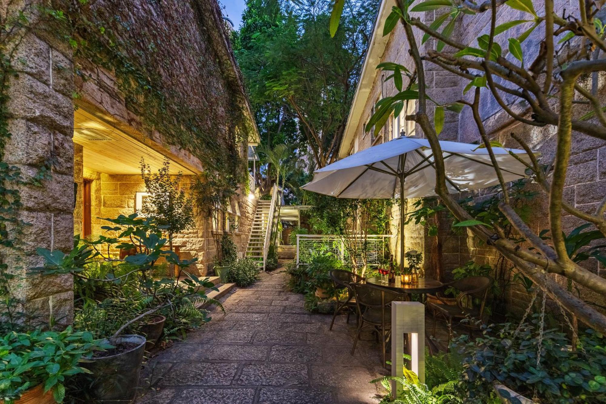 Shenzhen No'6 Garden Villa --French Window With Garden View,Close To Sea World &Shekou Ferry Port &K11 Ecoast &Subway Nearby ,Offer Western Food And Coffee &English Speaking With Tour Services Экстерьер фото